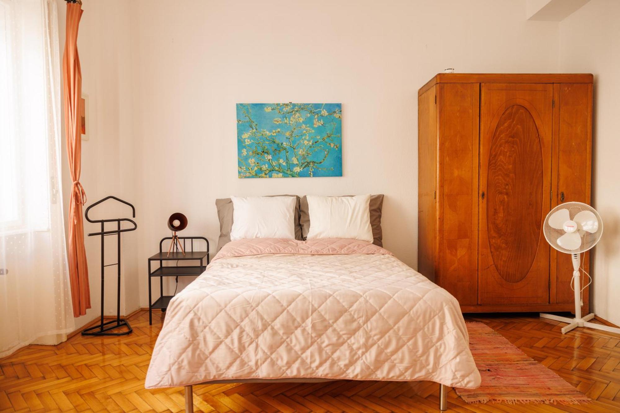 בודפשט Studio With Terrace In Heart Of The City מראה חיצוני תמונה